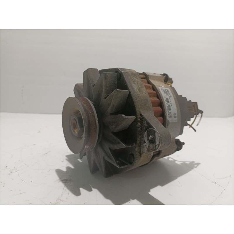 Recambio de alternador para renault express referencia OEM IAM 77007842  