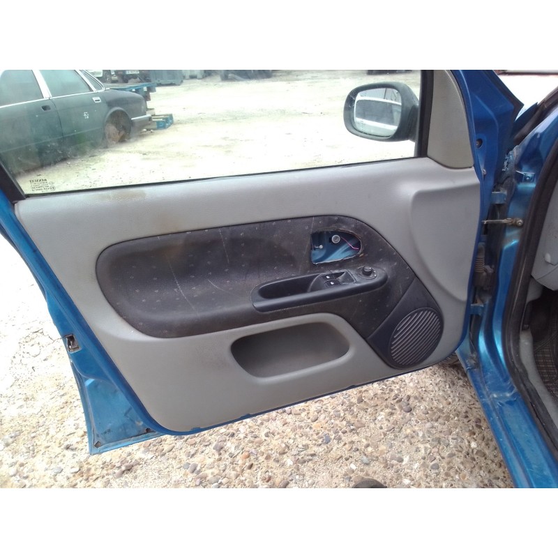 renault clio ii del año 2001