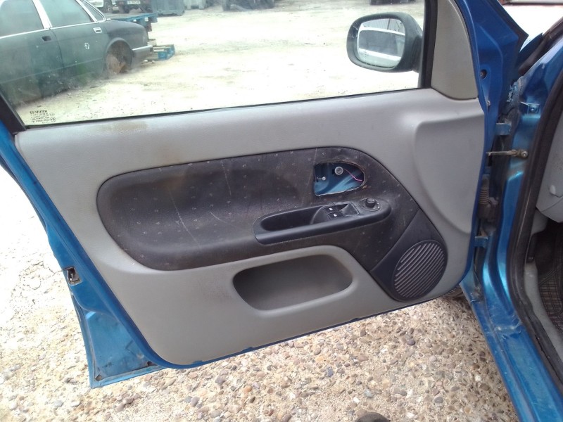 renault clio ii del año 2001