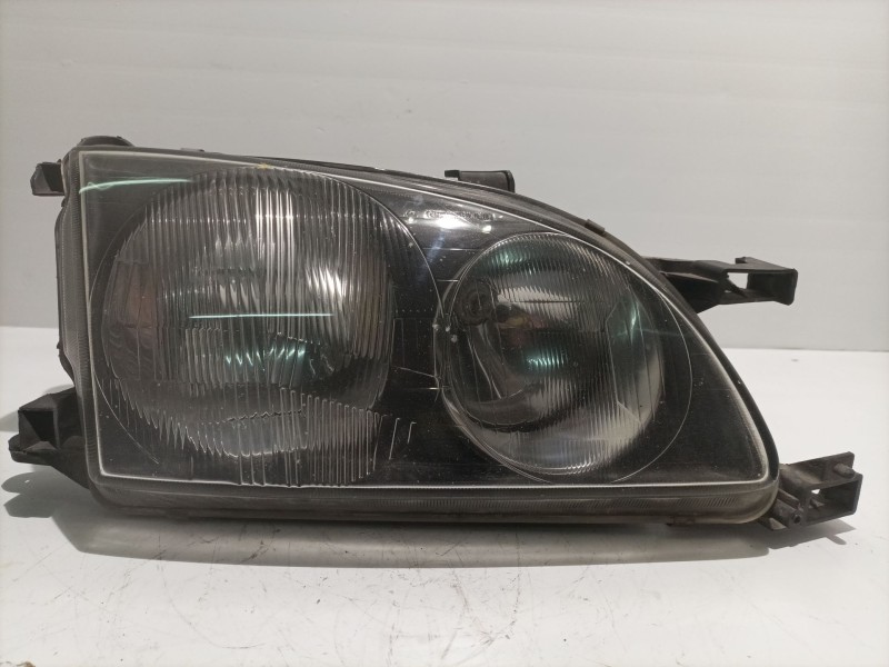 Recambio de faro derecho para toyota avensis berlina (t 22) 1.6 16v referencia OEM IAM 8113005194  