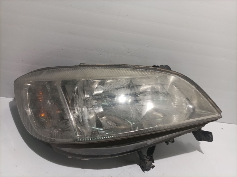 Recambio de faro derecho para opel zafira a club referencia OEM IAM 09118792   Recambio de faro derecho para opel zafira a club referencia OEM IAM 09118792