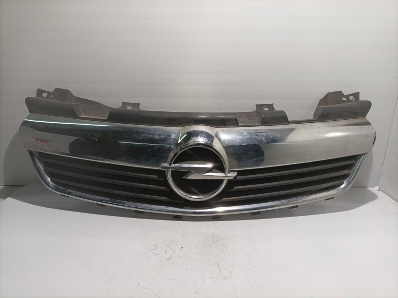 Recambio de rejilla delantera para opel zafira a 1.6 16v referencia OEM IAM 13136136 1657020 
