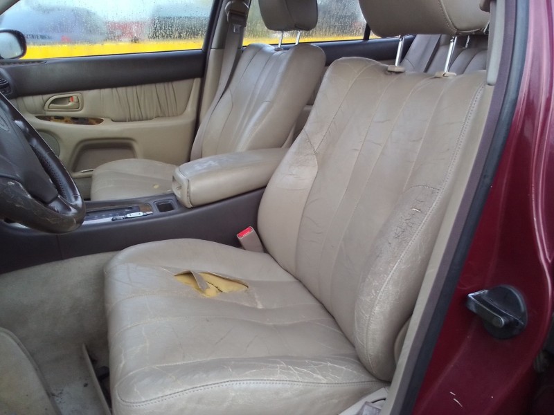 toyota lexus gs 300 (jzs147) del año 1993