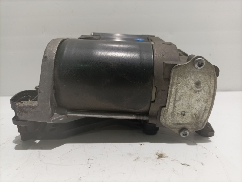 Recambio de bomba suspension para citroen c4 picasso referencia OEM IAM 9682022980  