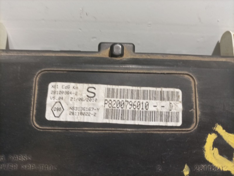 Recambio de cuadro instrumentos para renault kangoo (f/kc0) 1.9 diesel referencia OEM IAM 8200133491 CCC1UHC1 