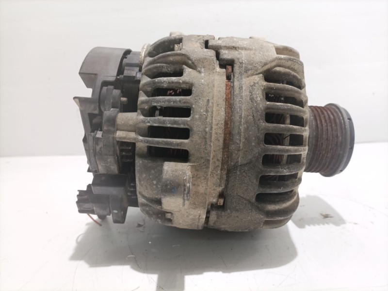 Recambio de alternador para renault kangoo 1.5 dci diesel referencia OEM IAM 0124525139 1310350 