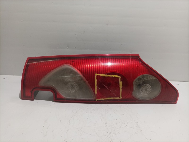 Recambio de piloto trasero derecho para renault kangoo 1.5 dci diesel referencia OEM IAM 8200419945 1037007 