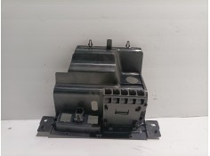 Recambio de moldura para peugeot 207 referencia OEM IAM 9685804377 FR56713502  2