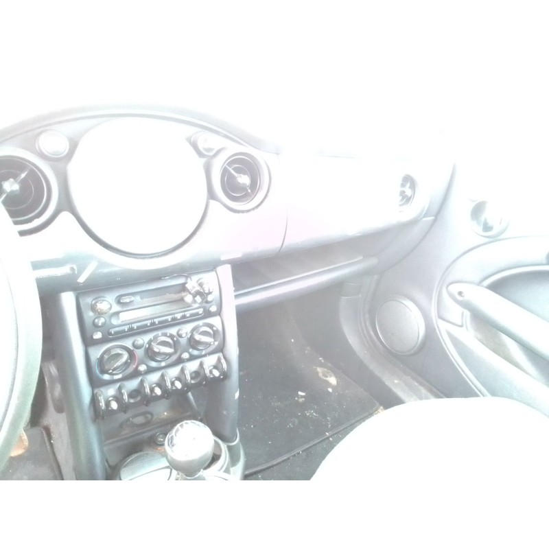 mini one del año 2022