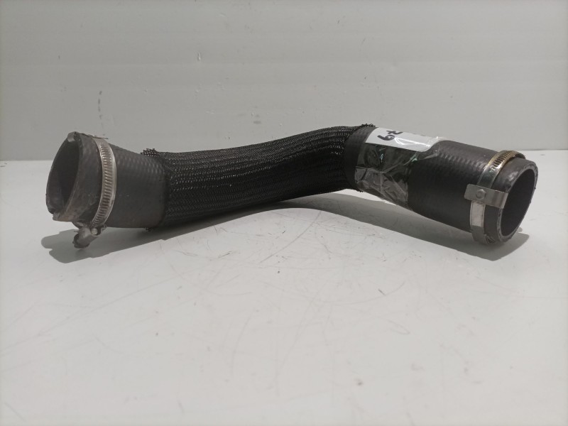 Recambio de tubo intercooler para peugeot 207 referencia OEM IAM 9675348580  