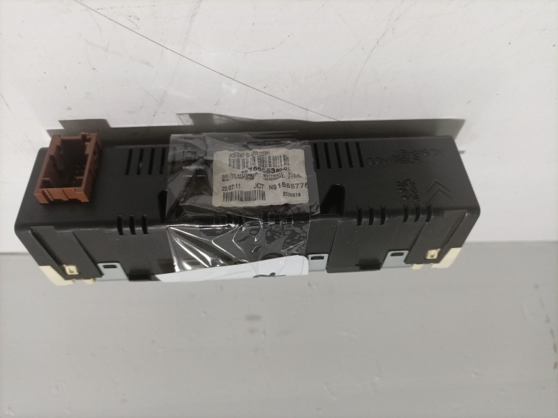 Recambio de pantalla multifuncion para peugeot 207 referencia OEM IAM 9676655380 1555776 