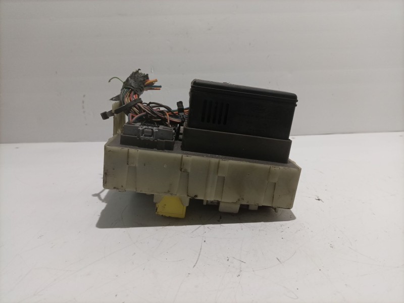 Recambio de caja reles / fusibles para ford focus berlina (cak) ambiente referencia OEM IAM 98AG14A073CG.  