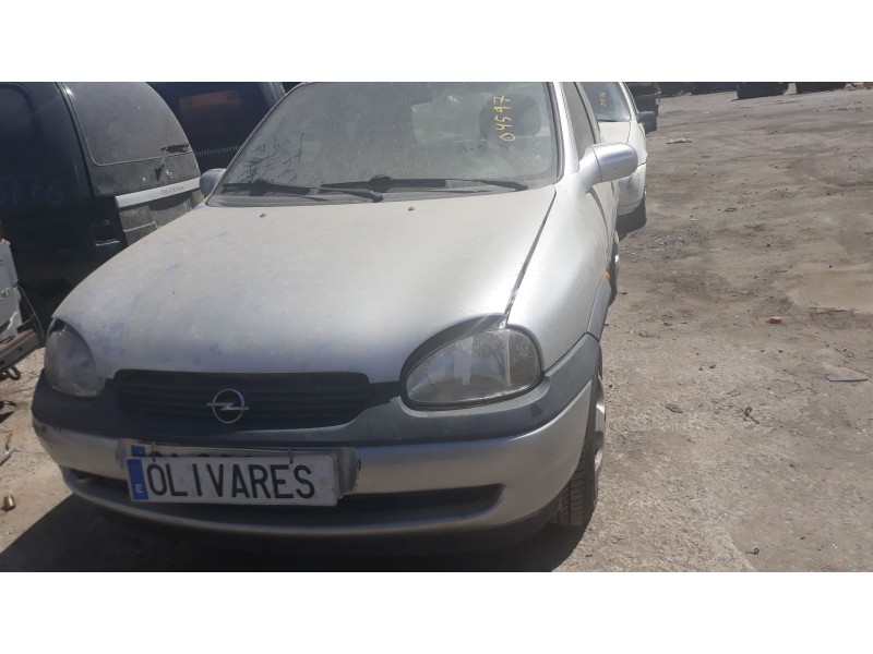 opel corsa b del año 1996