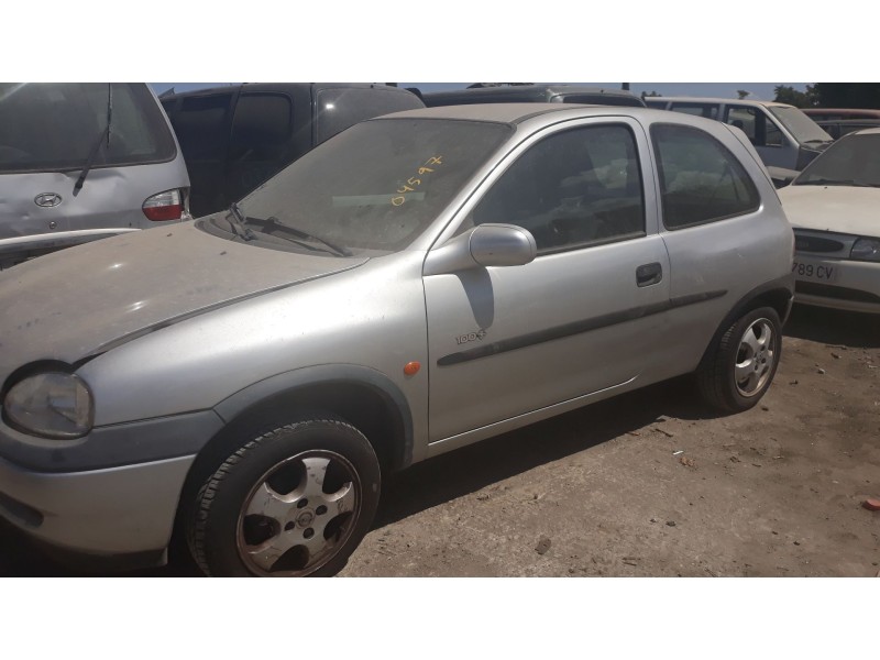 opel corsa b del año 1996