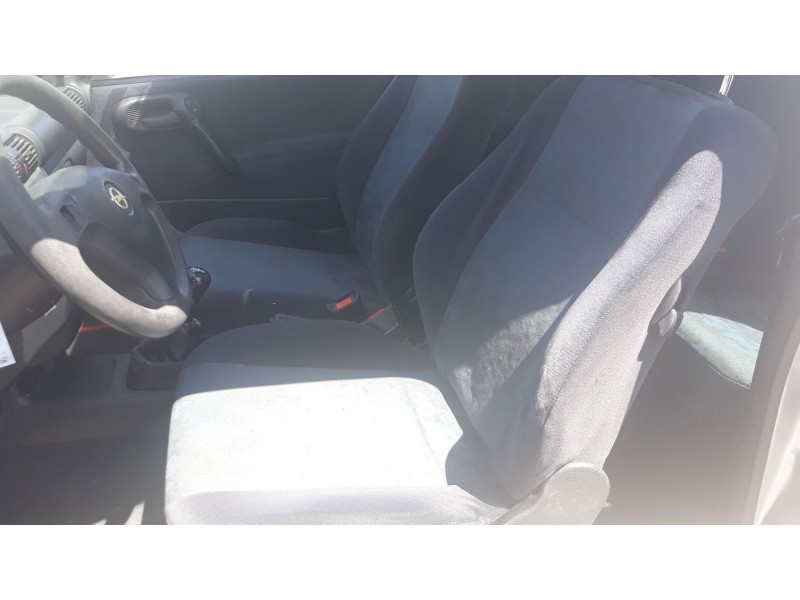 opel corsa b del año 1996