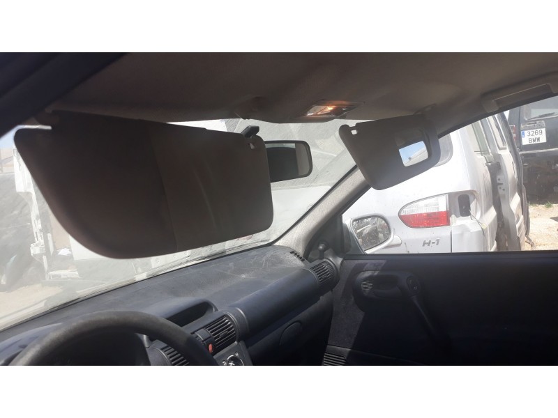 opel corsa b del año 1996