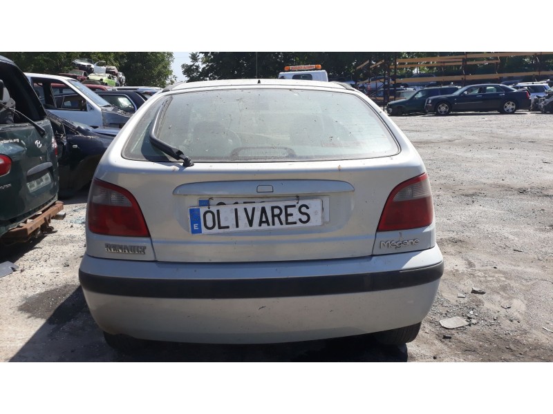 renault megane i fase 2 berlina (ba0) del año 2002