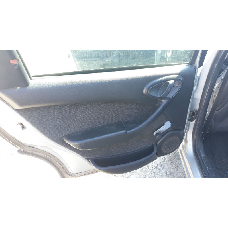 citroen xsara berlina del año 2002