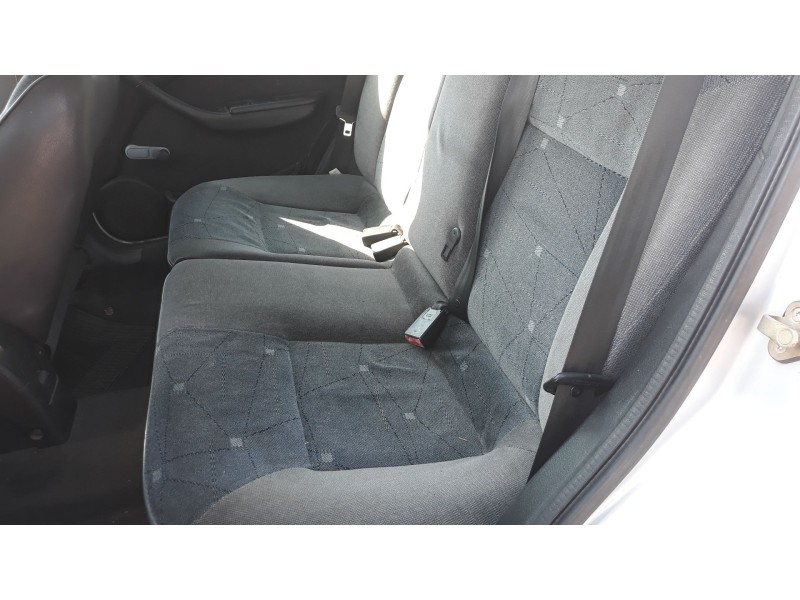 citroen xsara berlina del año 2002