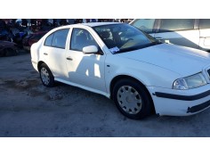 skoda octavia berlina (1u2) del año 2000 2