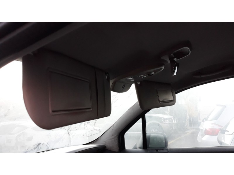 peugeot 807 del año 2005