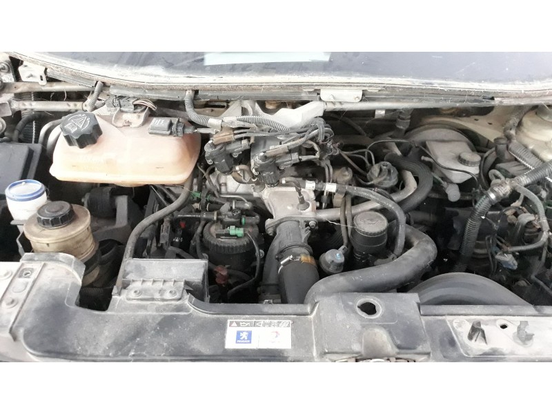 peugeot 807 del año 2005