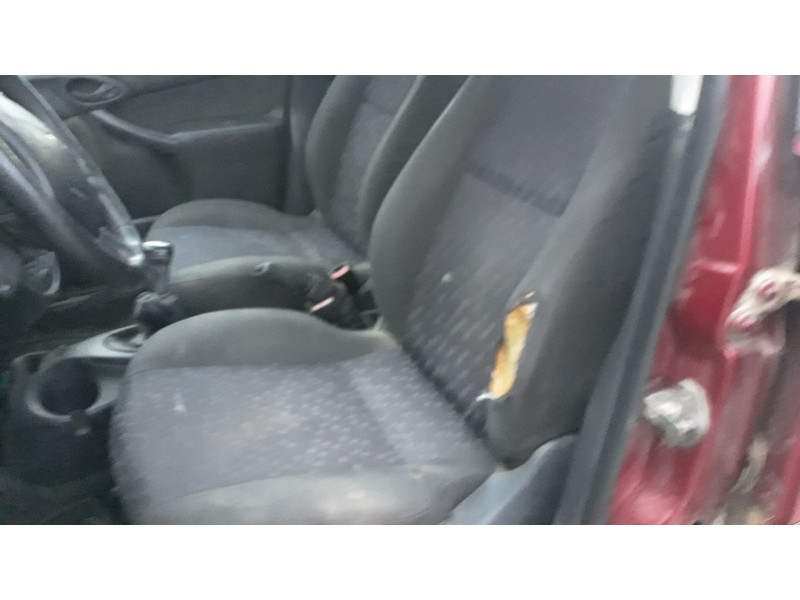 ford focus berlina (cak) del año 1999