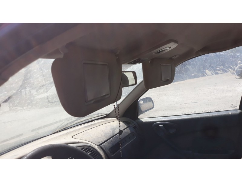 citroen xsara berlina del año 2002