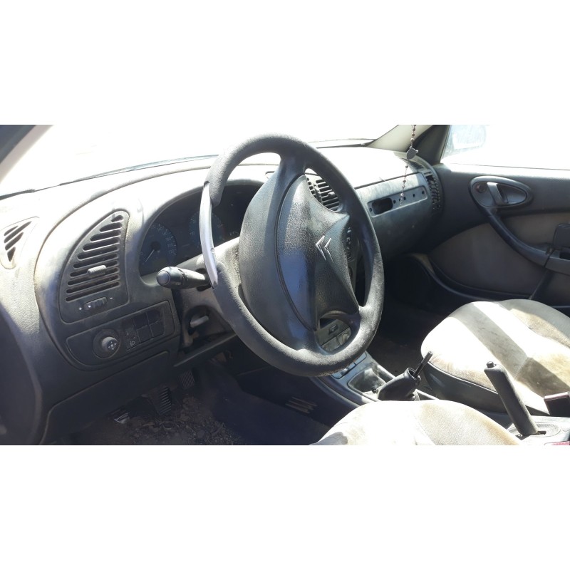 citroen xsara berlina del año 2002