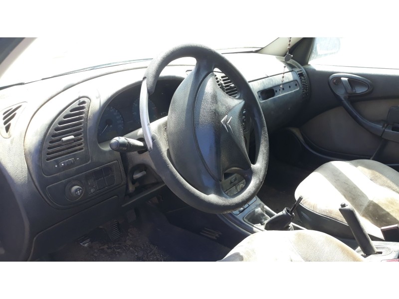 citroen xsara berlina del año 2002