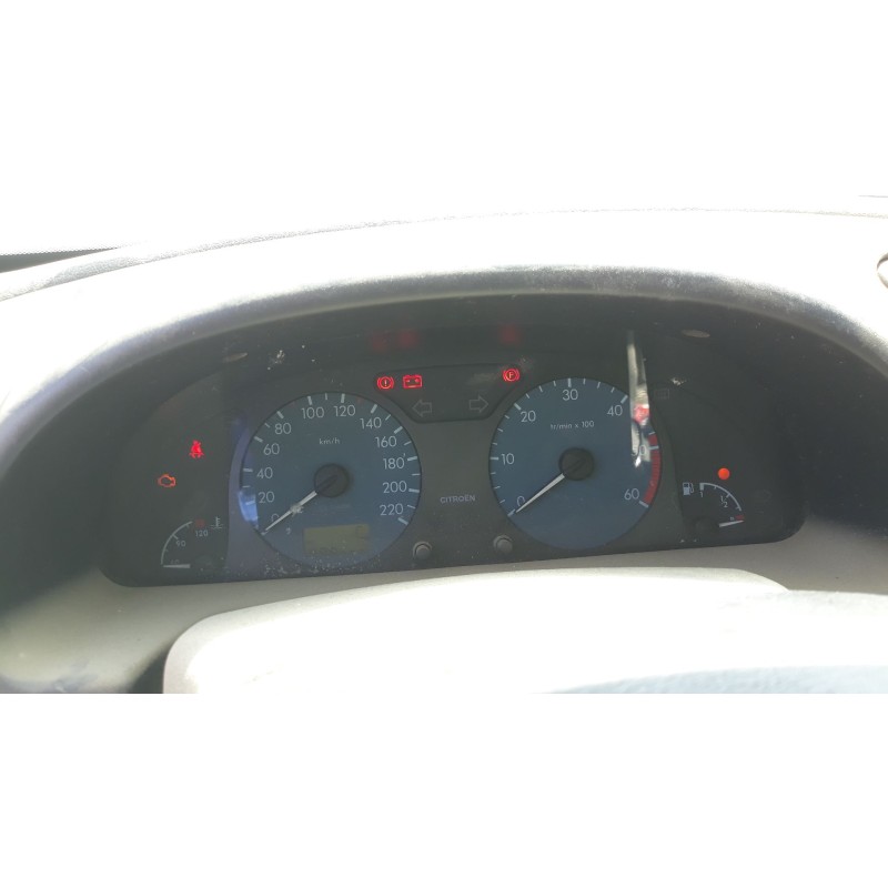 citroen xsara berlina del año 2002