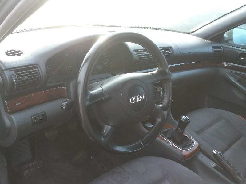 audi a4 berlina (b5) 2.5 v6 24v tdi   |   0.99 - ... | 1999 | 150 cv / 110 kw del año 1999