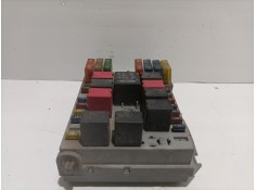 Recambio de caja reles / fusibles para fiat punto berlina (188) 1.3 jtd cat referencia OEM IAM 46835603   2
