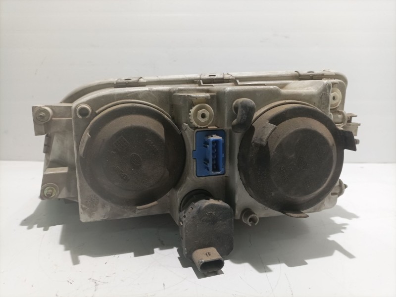 Recambio de faro derecho para volvo s40 berlina referencia OEM IAM 14909000  