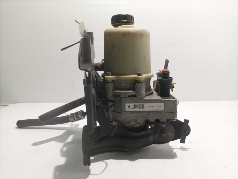 Recambio de bomba direccion para dacia logan referencia OEM IAM 114728D5122410070 8200385183 