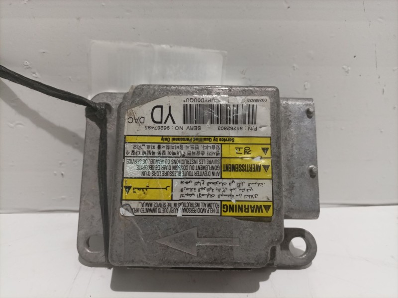 Recambio de centralita airbag para daewoo tacuma se referencia OEM IAM 96282803  