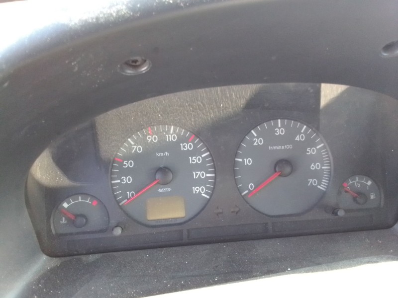 peugeot partner (s1) del año 2001