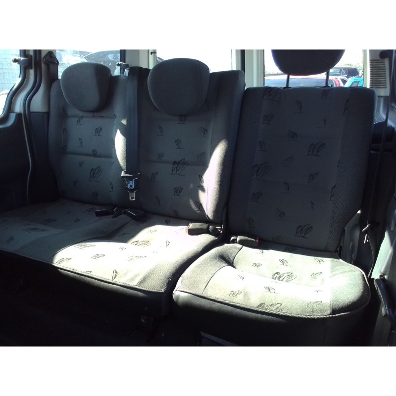 peugeot partner (s1) del año 2001