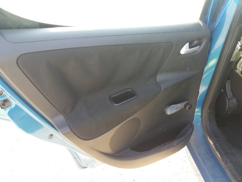 peugeot 207    |   0.06 - ... | 2006 del año 2006