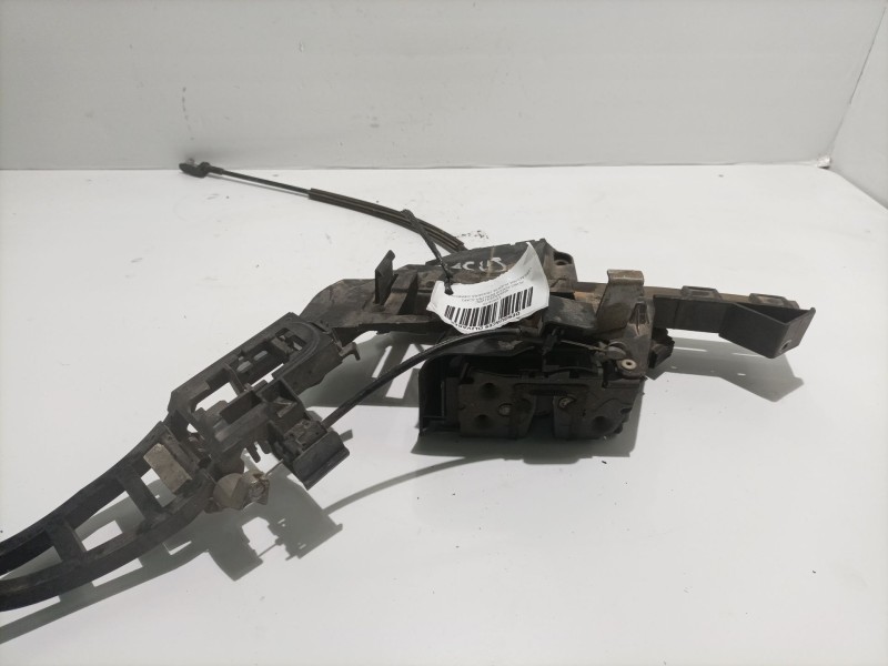 Recambio de cerradura puerta trasera derecha para ford focus berlina (cap) ghia referencia OEM IAM 4M5AR26412BC  