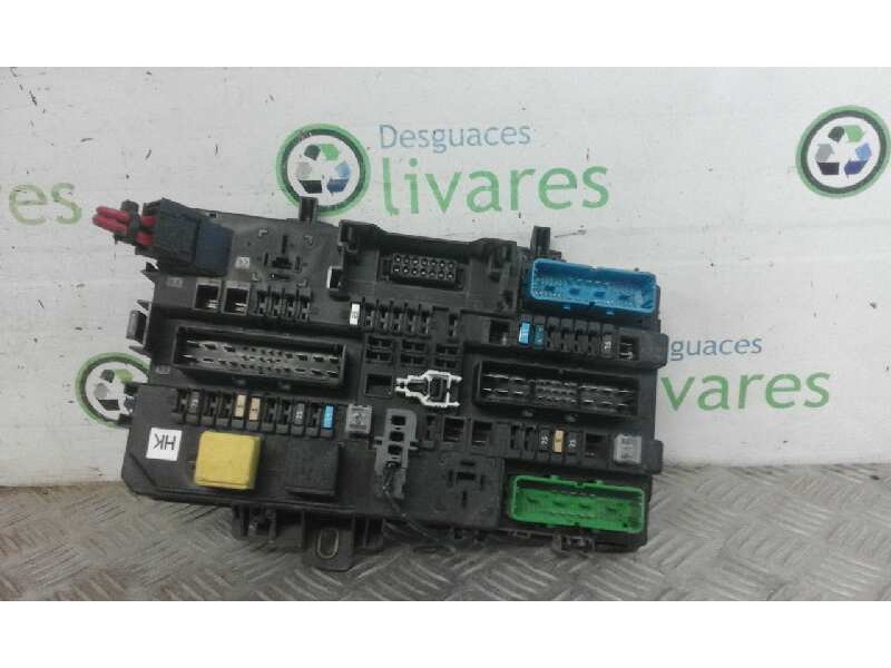Recambio de caja reles / fusibles para opel astra gtc enjoy   |   12.04 - 12.06 | 2004 - 2006 | 90 cv / 66 kw referencia OEM IAM
