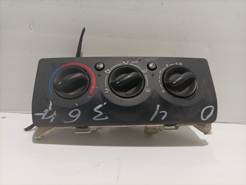 Recambio de mando calefaccion / aire acondicionado para renault laguna ii (bg0) 1.6 referencia OEM IAM 8200147160  