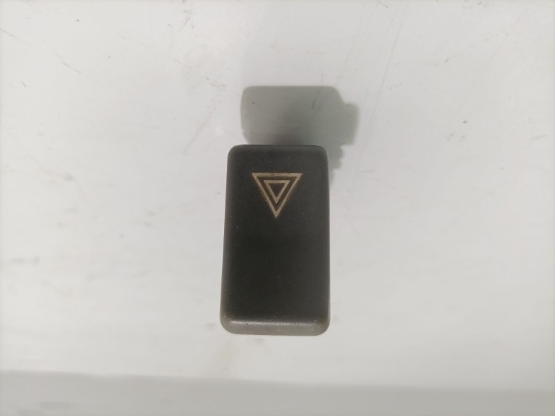 Recambio de warning para renault 18 2.1 turbodiesel referencia OEM IAM    Recambio de warning para renault 18 2.1 turbodiesel referencia OEM IAM