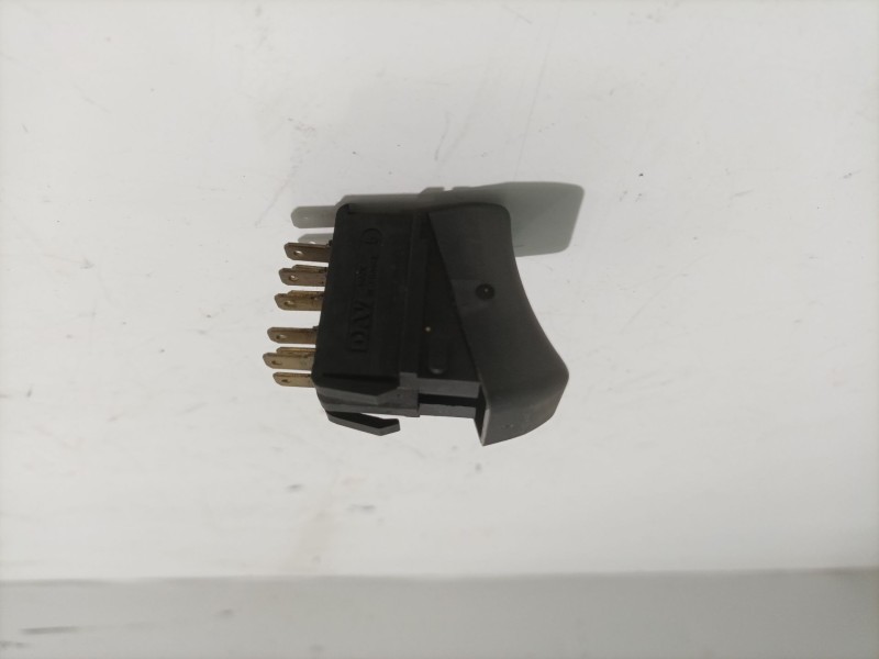 Recambio de warning para renault 18 2.1 turbodiesel referencia OEM IAM    Recambio de warning para renault 18 2.1 turbodiesel referencia OEM IAM