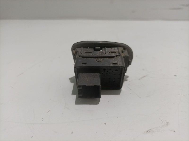 Recambio de mando retrovisor para fiat nuova 500 lounge referencia OEM IAM Lh735443199  