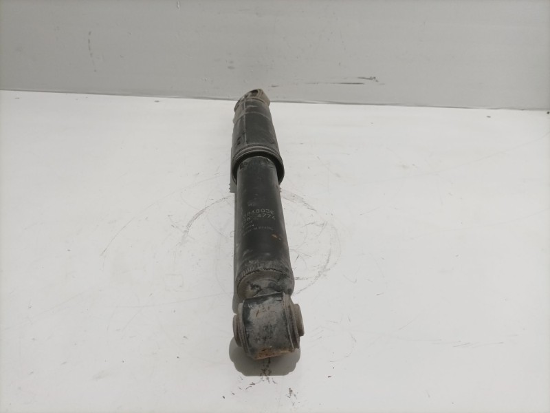 Recambio de amortiguador trasero derecho para fiat nuova 500 lounge referencia OEM IAM 50709731 GB48036 