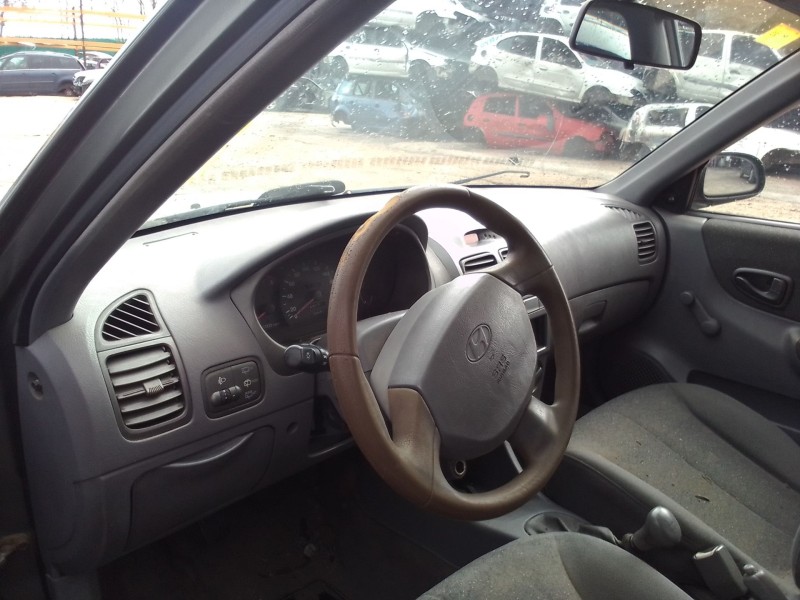 hyundai accent (lc) del año 2000