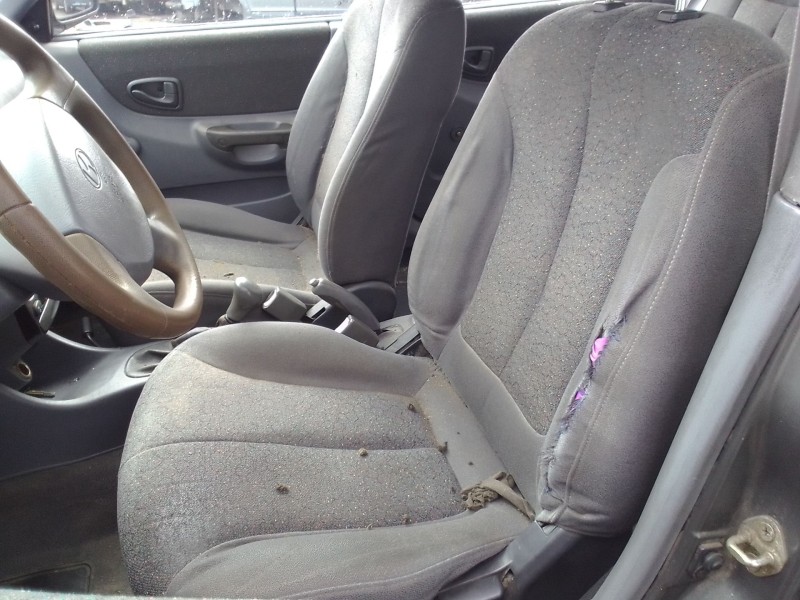 hyundai accent (lc) del año 2000