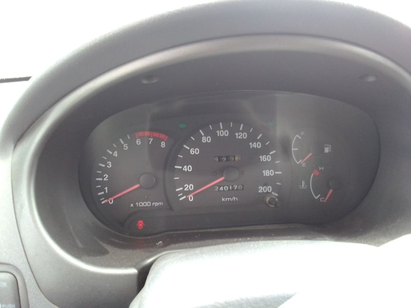 hyundai accent (lc) del año 2000