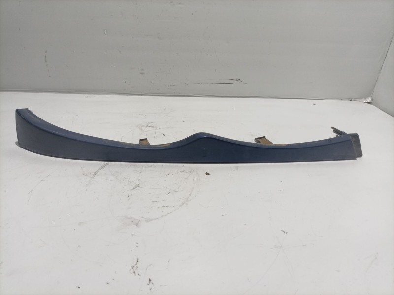 Recambio de moldura bajo faro derecho para bmw serie 3 berlina (e46) 320d referencia OEM IAM 11460913 5113030554 